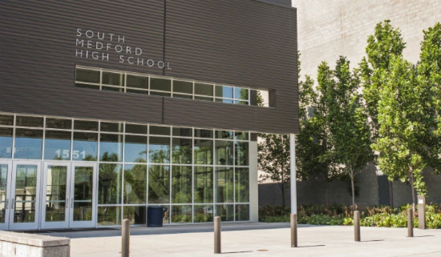 Mass/School shooting averted in Oregon