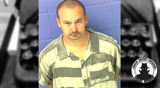 Kik kreeper caught in Arkansas with diapers and dog collar