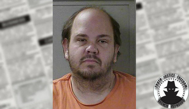 Craigslist creeper shows up to child threesome with infant daughter